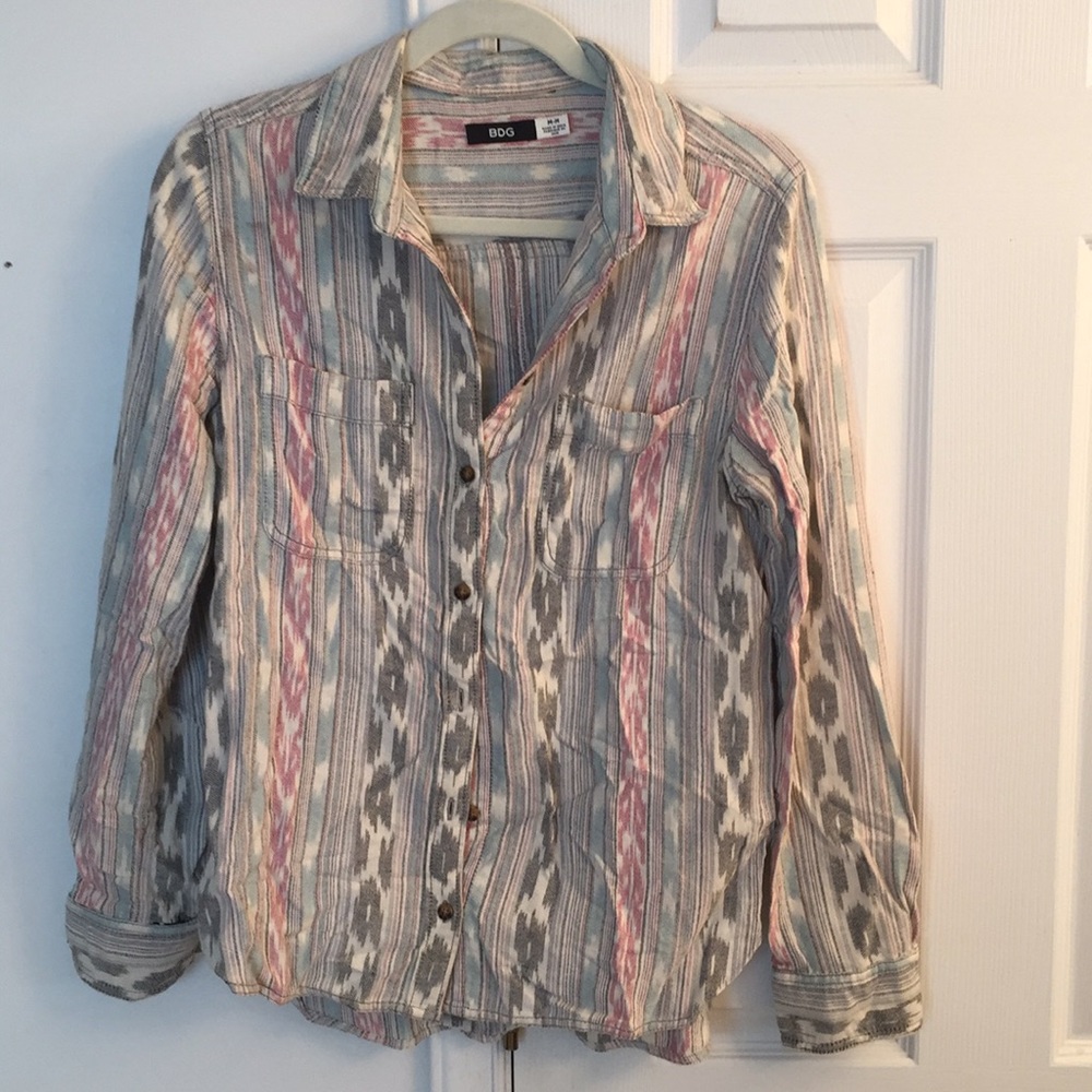 Patterned button up